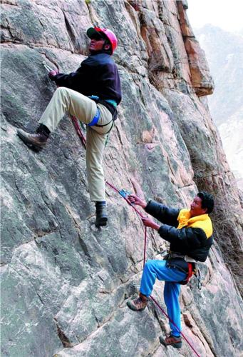 Penpa Tashi is training for cliff climbing. Photo by Sonam Lozang