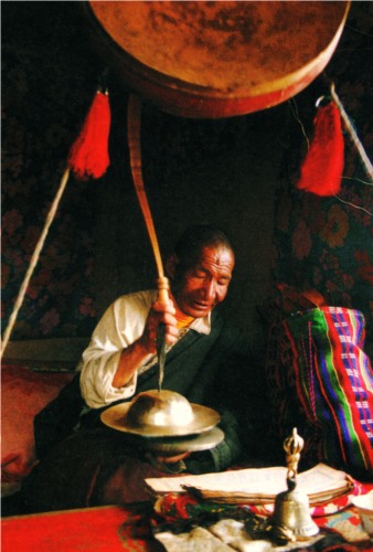 The clergy is holding a religious service in a herdsman's house.